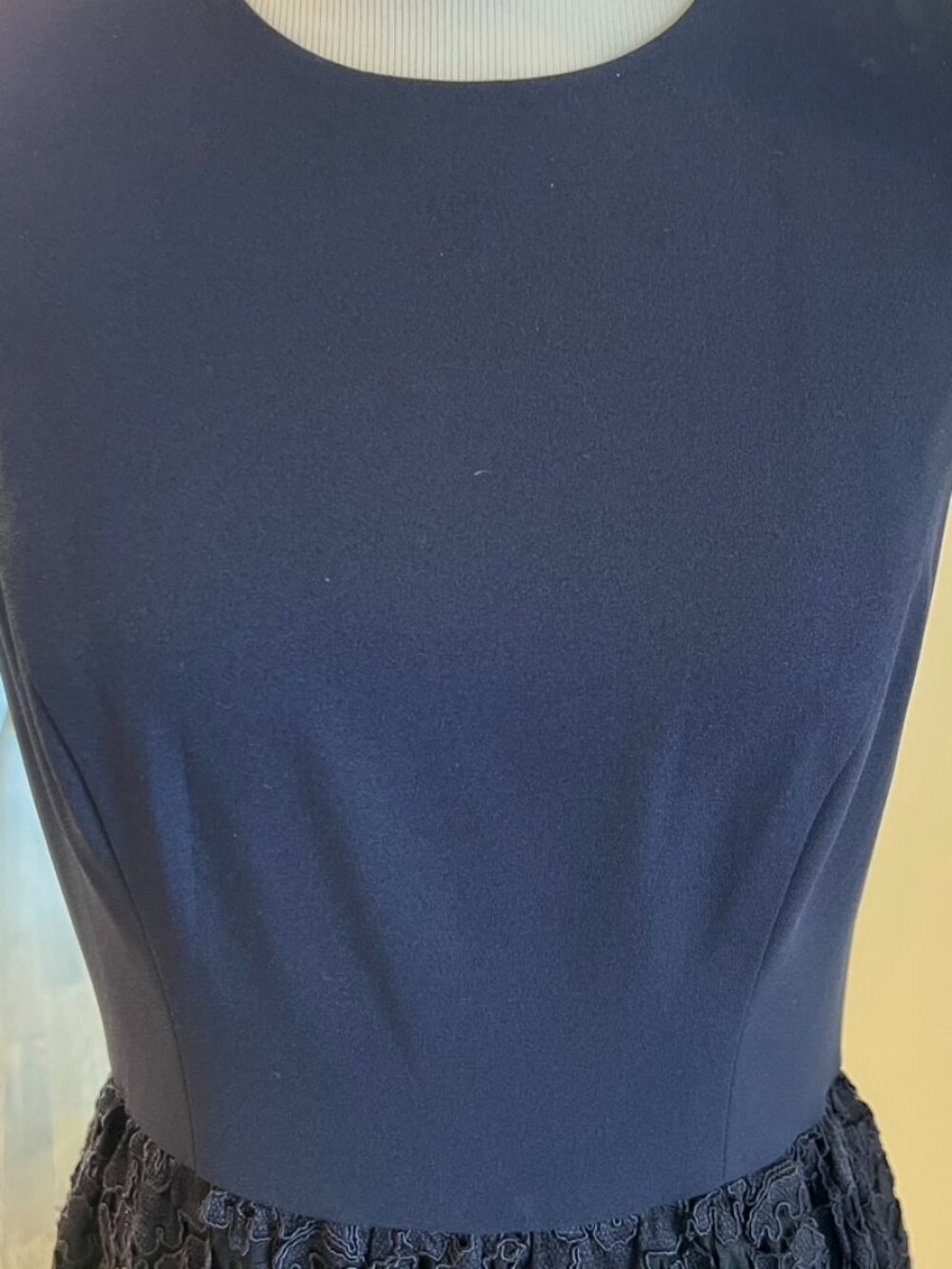 Shoshanna Navy Blue Sleeveless Midi Dress w/Solid Bodice, A-Line Lace Skirt, S:4 - Picture 7 of 11